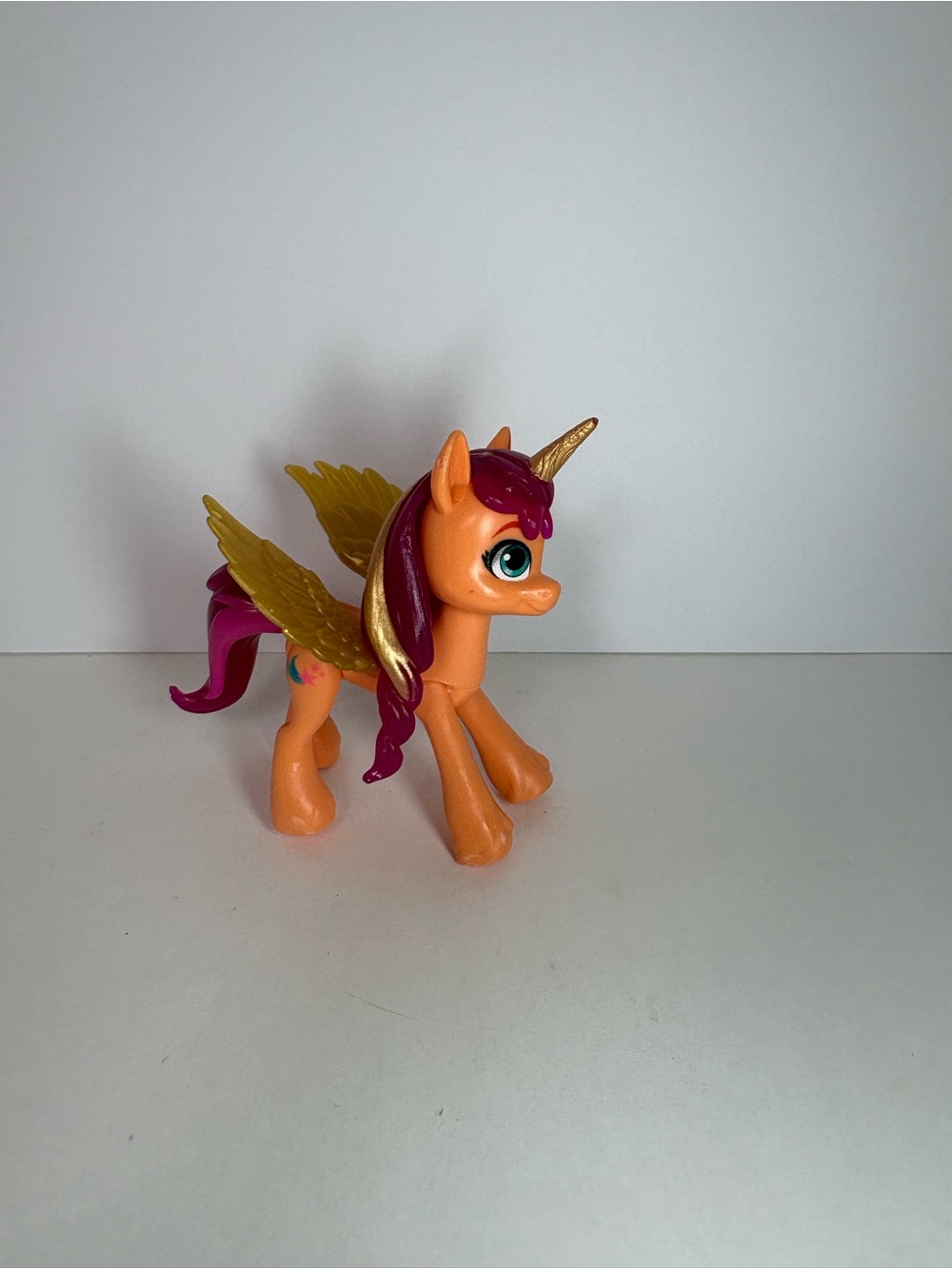 My Little Pony A New Generation Crystal Adventure Alicorn Sunny Starscout 3”
